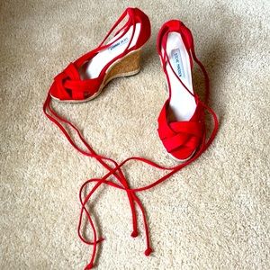Steve Madden Red/ Cork/ Espadrille Platform Wedge